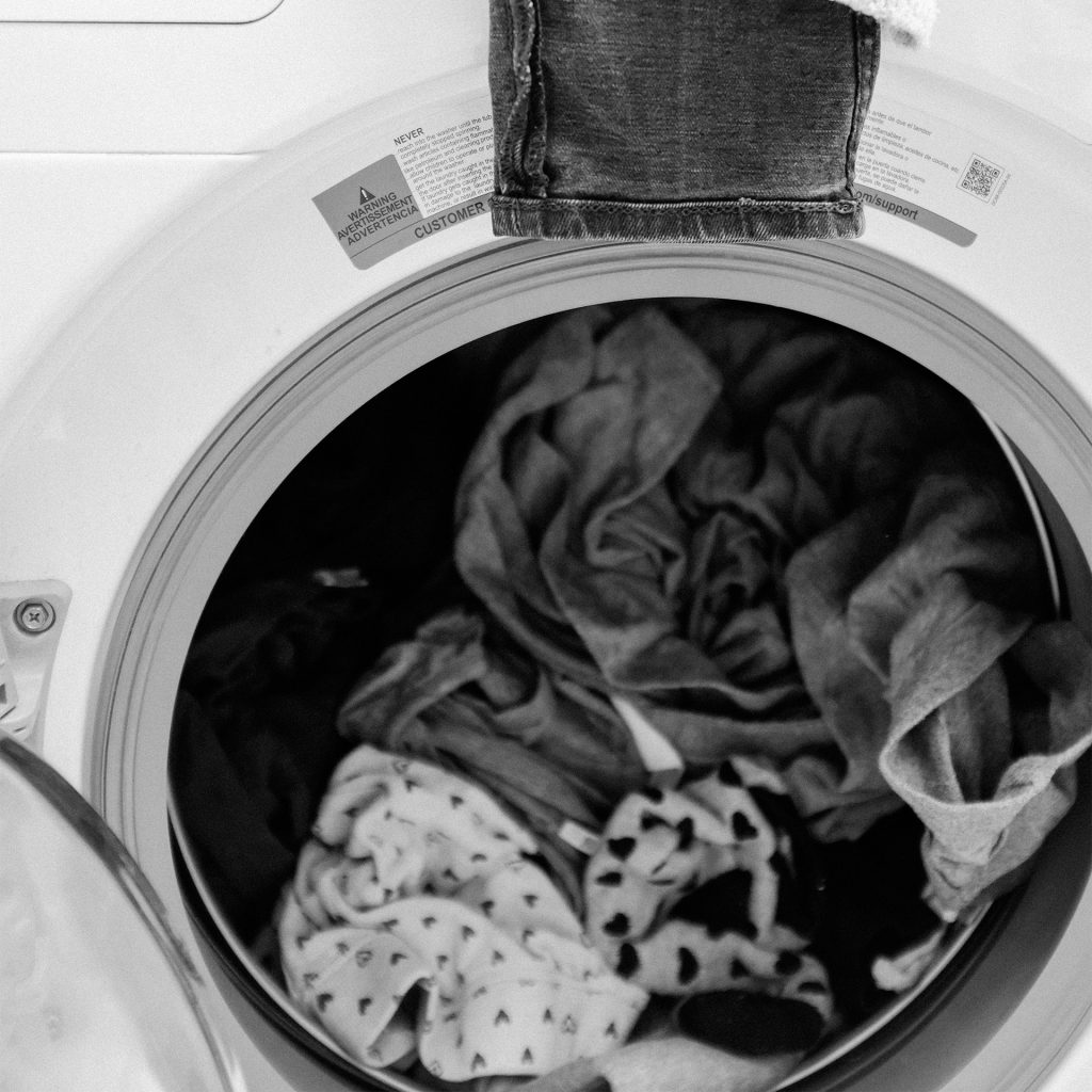 laundry-sq laundry in washer